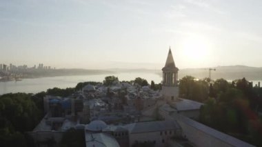 Topkapı Sarayı ve İstanbul Tarihi Yarımadası 'nın havadan görünüşü.