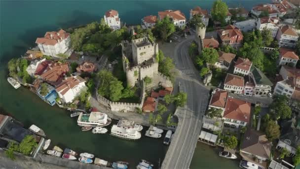 Veduta aerea della Fortezza Anatolica di Istanbul. Filmati 4K in Turchia — Video Stock