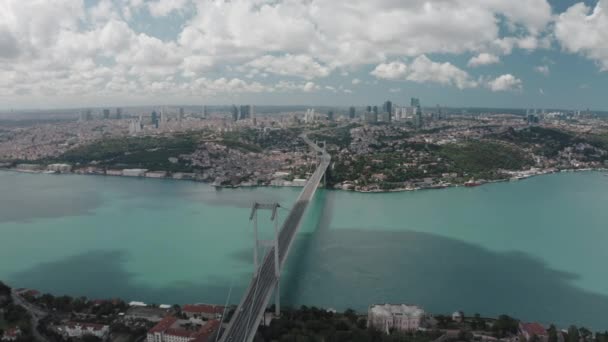 Pemandangan udara Jembatan Bosporus di Istanbul — Stok Video