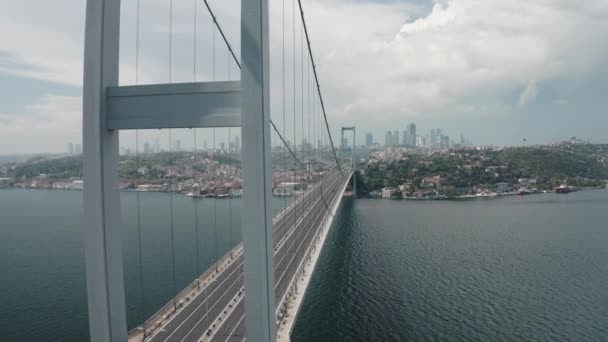 イスタンブールのボスポラス橋の空中写真 — ストック動画