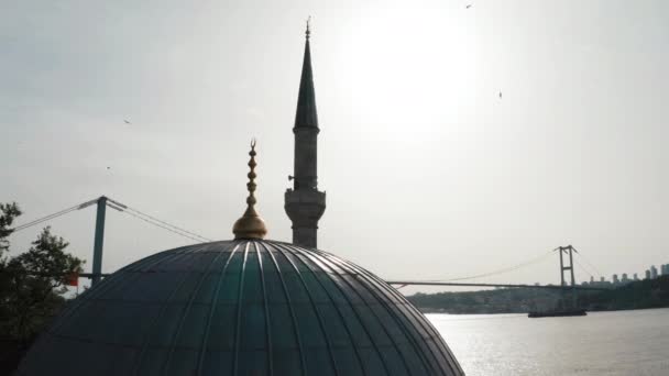 Αεροφωτογραφία του τζαμιού Beylerbeyi στην Κωνσταντινούπολη — Αρχείο Βίντεο