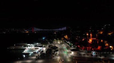Uskudar Meydanı 'nın havadan görüntüsü. Türkiye 'de 4K Görüntüsü