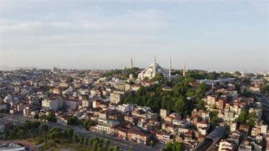 Süleyman Camii ve İstanbul Tarihi Yarımadası 'nın havadan görünüşü.