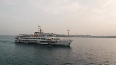 İstanbul 'da feribot manzarası. Türkiye 'de 4K Görüntüsü