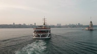 İstanbul 'da feribot manzarası. Türkiye 'de 4K Görüntüsü