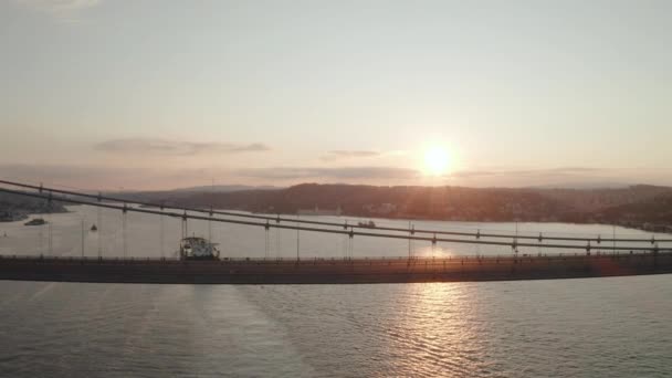 Vista aérea del Puente Bósforo de Estambul. Filmación 4K en Turquía — Vídeos de Stock