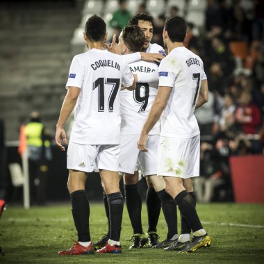 Valencia, İspanya - 21 Şubat: gol Uefa Avrupa Ligi sırasında kutluyor Valencia oyuncular arasında Valencia Cf ve Celtic Fc Mestalla Stadı nda 21 Şubat 2019 Valencia, İspanya eşleme