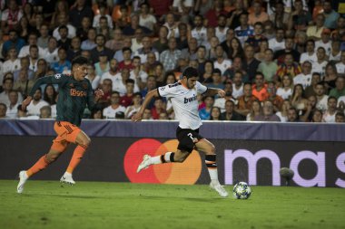 Valencia, İspanya - 02 Ekim 2019: Valencia Cf ve Afc Ajax arasındaki Uefa Şampiyonlar Ligi maçı sırasında Mestalla Stadyumu 'nda Guedes 