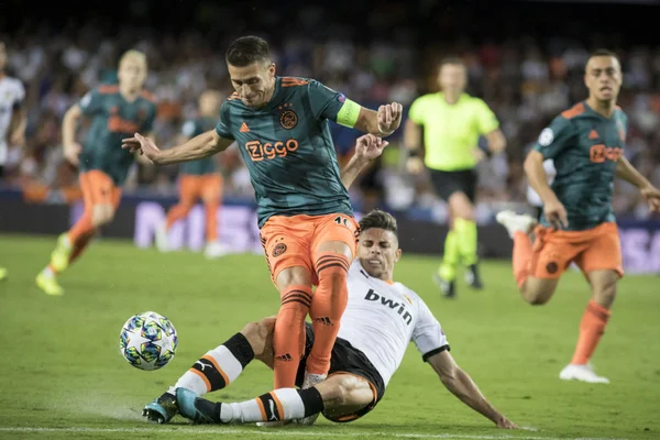 Valencia Spanien Oktober 2019 Tadic Med Boll Uefa Champions League — Stockfoto