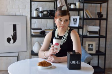 Klasik film görüntü güzel genç bayan