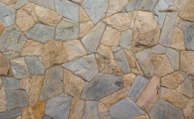 Taş duvarı kapatın.