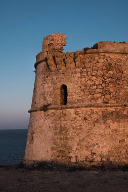 Torre del cap de Barbaria, Barbarya 'nın uzak köşesinde.