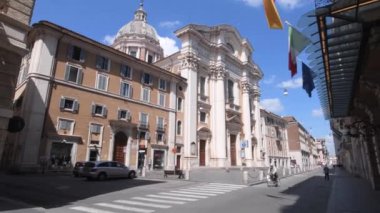 Roma 23 Nisan 2020: Roma firar etti ya da acil durum için kapatılacak