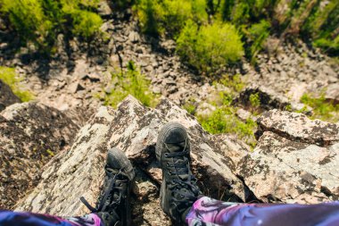 Doğa koruma alanındaki bakış açısı Stolby krasnoyarsk