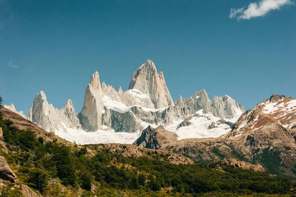 Kilátás a hegyekre Fitz Roy Argentínában — Stock Fotó