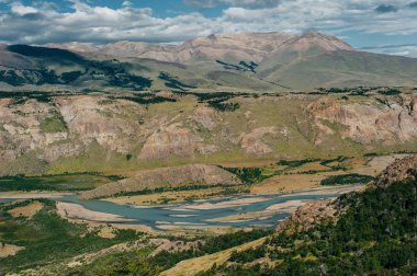 Nehir Los Vueltas Arjantin, el chalten