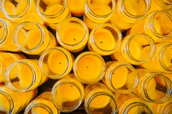 Ładne produkty to olejek aromatyczny ceramiczny, spa świec — Zdjęcie stockowe