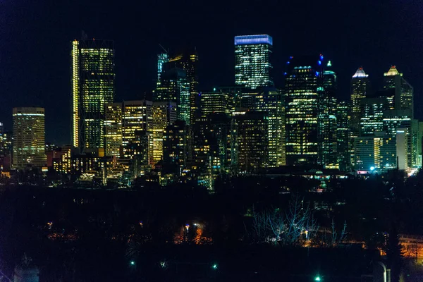 Calgary カナダ 12月 2019カルガリースカイラインの夜景 — ストック写真