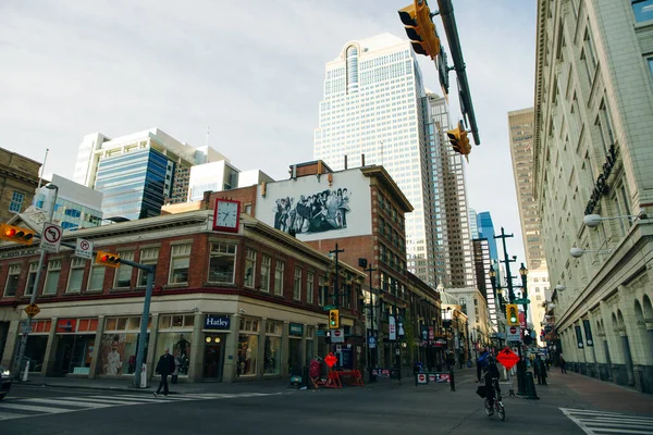 Merkez Caddedeki Calgary Manzarası Kurumsal Gökdelenleri Gösteriyor Kanada Sep 2019 — Stok fotoğraf