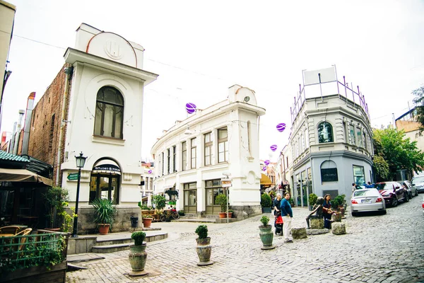 Tbilisi Geórgia Setembro 2019 Rua Centro Tbilisi Edifícios Antigos — Fotografia de Stock