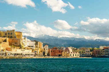 Chania Limanı. Tekneli güzel Venedik limanı.