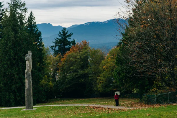 Burnaby Mountain Totem Pole Vancouver — Stock Photo, Image
