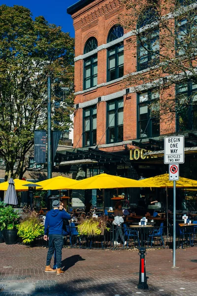 Ванкувер Канада Сіп 2019 Клієнти Відпочивають Терасі Тротуару Ресторану Гастауні — стокове фото