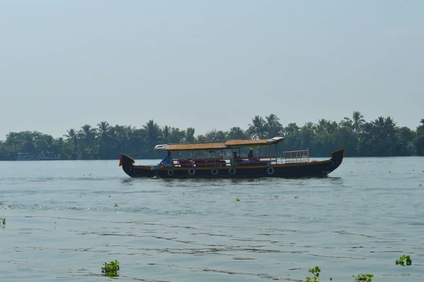 Image Bateaux Shikara Amarrés Long Des Canaux Alleppey Célèbre Pour — Photo