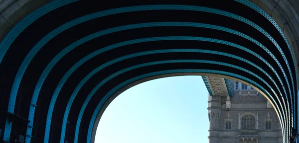 Металеві Арки Мосту Демонструють Дивовижні Інженерні Навички Архітекторів Переможців — стокове фото