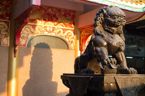 Leão Bronze Estátua Chinesa Cidade Proibida Pequim — Fotografia de Stock