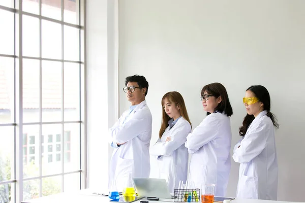 Test Science Chimiste Quarité Essais Scientifiques Scientifique Équipe Travaillant Laboratoire — Photo