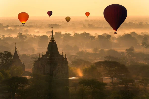 Lever Soleil Nombreuses Montgolfières Bagan Myanmar Bagan Est Une Ancienne — Photo