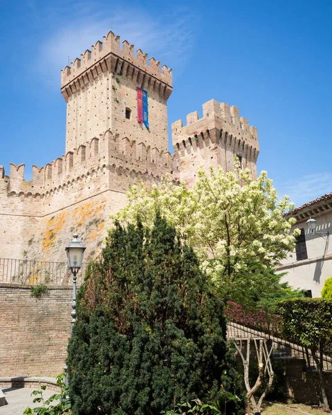 Offagna Italia Abril 2018 Vista Torre Principal Fortaleza Medieval —  Fotos de Stock