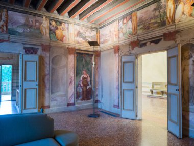 Padua, İtalya - 26 Mayıs 2018: Rönesans freskleri içine bir Venedik villa.
