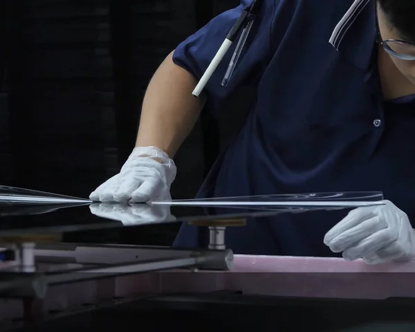 Worker Mounts Glass Flat Screen — Stock Photo, Image