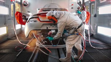 İşçi iş yerinizde bir araba fabrika resim odası.