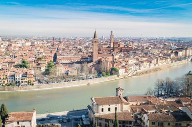 verona tarihi merkezi panoramik manzaralı.