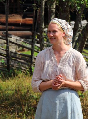 Bygdoy Yarımadası, Oslo, Norveç - 31 Temmuz, 2018: yerel genç vatandaşların gerçekleştirmek tarihi el sanatları içinde Norveç kültürel 1894 yılında kurulan Tarih Müzesi (Norsk Folkemuseum).