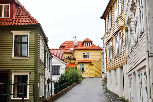 Varias Casas Colores Típicos Cerca Del Parque Floyen Barrio Bryggen —  Fotos de Stock