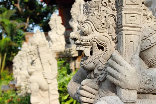 Detail Statues Sculptures Placed Garden Ubud Palace Puri Saren Agung — Stock Photo, Image