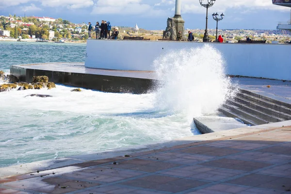 Mare Tempestoso Nella Baia Sebastopoli Crimea — Foto Stock