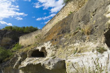 Chufut Kale şehir kalıntıları antik mağara