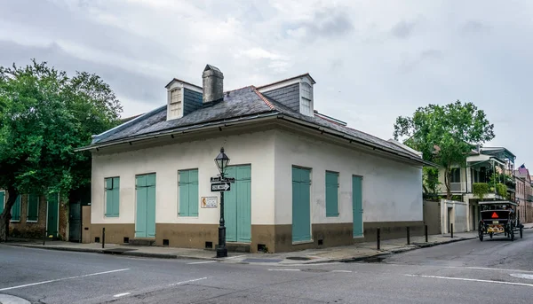 Mystiska Gamla Hus Gatorna Franska Kvarteren New Orleans Louisiana Usa — Stockfoto