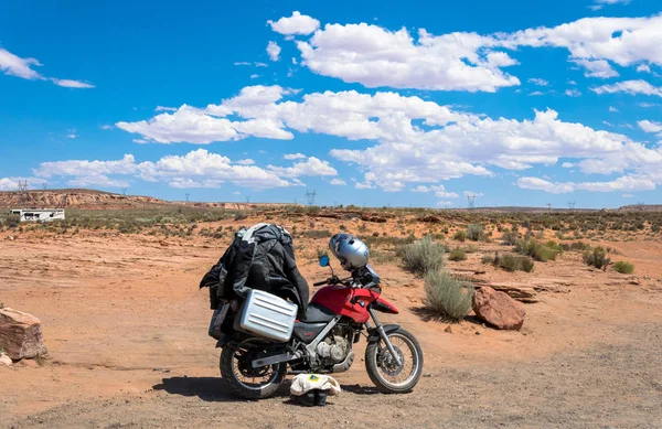 Page Arizona Usa June 2017 Tourist Bmw Motorcycle Background Desert — Stock Photo, Image