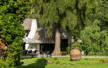 Bahar yeşil park, kepek, Romanya eski Cafe