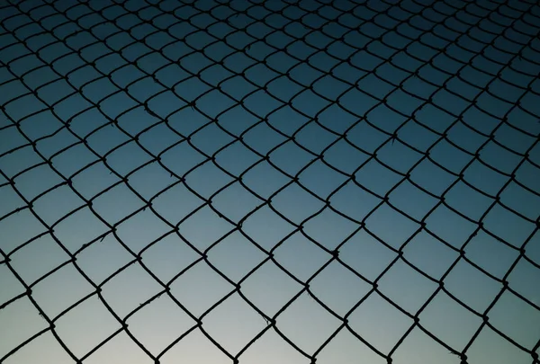 Old Metal Mesh Evening Sky Abstract Background — Stock Photo, Image