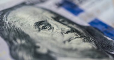 Makro Yüz Dolarlık Faturalar