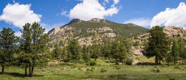 Tatil Colorado. Pitoresk vadiler ve Rocky Dağları doruklarına dağ