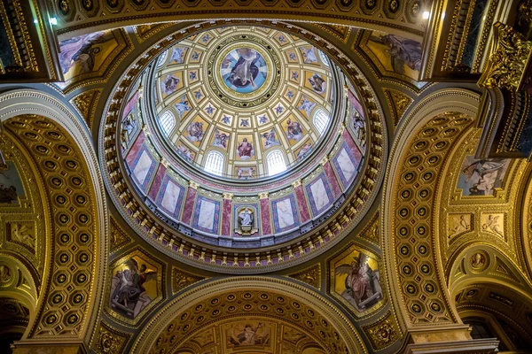 Воскресная Утренняя Молитва Базилике Святого Иштвана Будапешт — стоковое фото