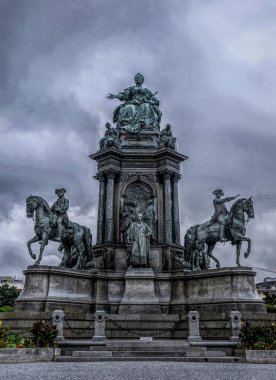 Viyana 'da İmparatorluk Maria Theresa antik heykeli